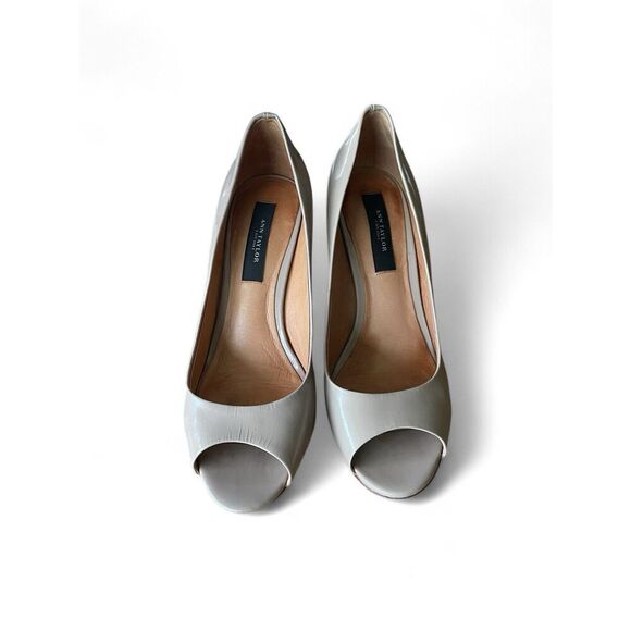Ann Taylor Women’s Beige Patent Leather Heels All Leather Open Toe Size 5 M - Picture 2 of 7